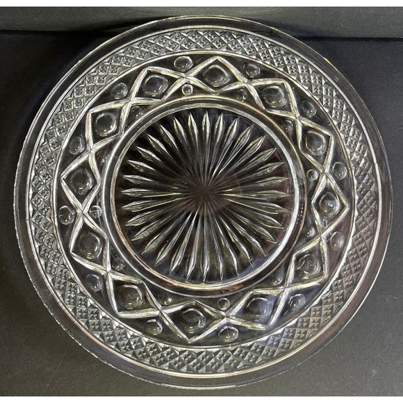 4 Imperial CAPE COD Crystal Clear Salad Plates 8 1/8" - Picture 4 of 5